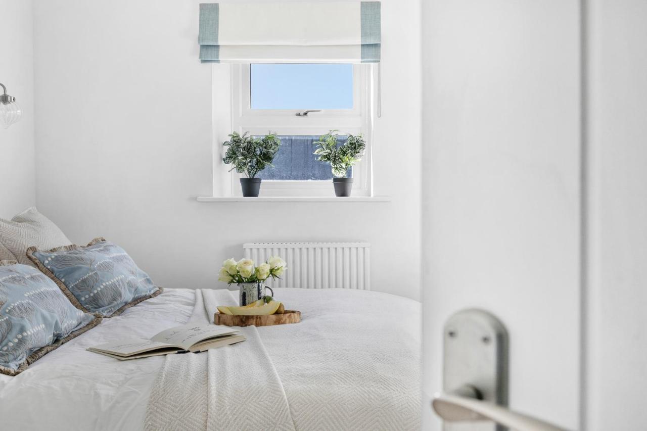 The Seaview Suites At The Corbyn Apartments Torquay Εξωτερικό φωτογραφία