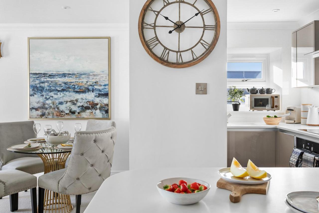 The Seaview Suites At The Corbyn Apartments Torquay Εξωτερικό φωτογραφία