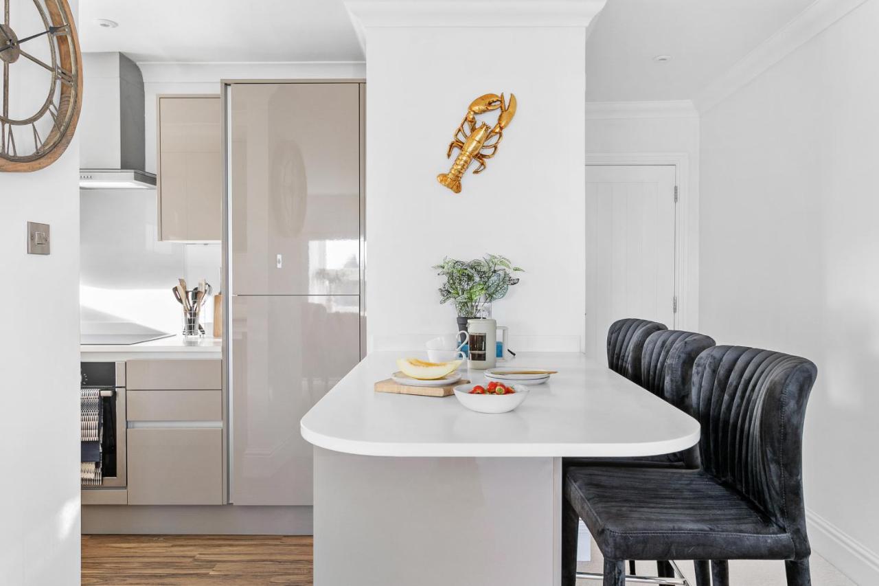 The Seaview Suites At The Corbyn Apartments Torquay Εξωτερικό φωτογραφία